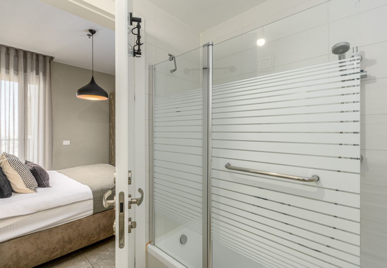 Appartement à Jerusalem - Exclusive Panoramic Savyon View