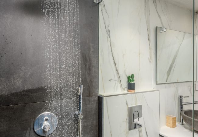 Apartment in Jerusalem - Modern Apartment City Center with Balcony Apartment in Jerusalem - Modern Apartment City Center with Balcony