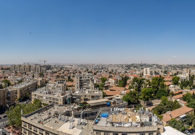 Apartment in Jerusalem - Elegant Apartment with Panoramic View Apartment in Jerusalem - Elegant Apartment with Panoramic View