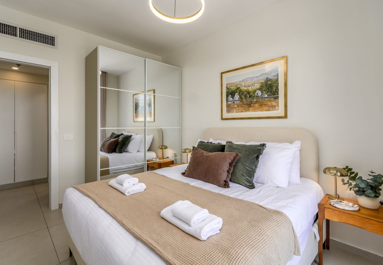 Apartment in Jerusalem - Golden View of Holy City Jerusalem Savyon View