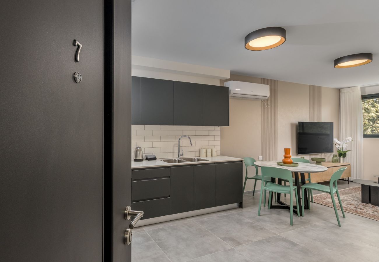 Apartment in Jerusalem - Stylish & Modern Apartment in the Heart of Jerusalem